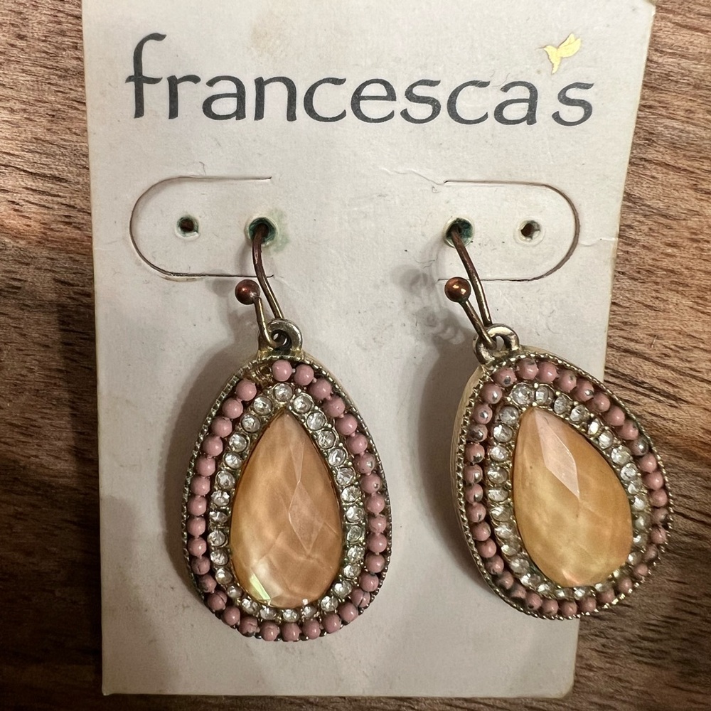 6 pairs Francesca’s earrings - Picture 5 of 7